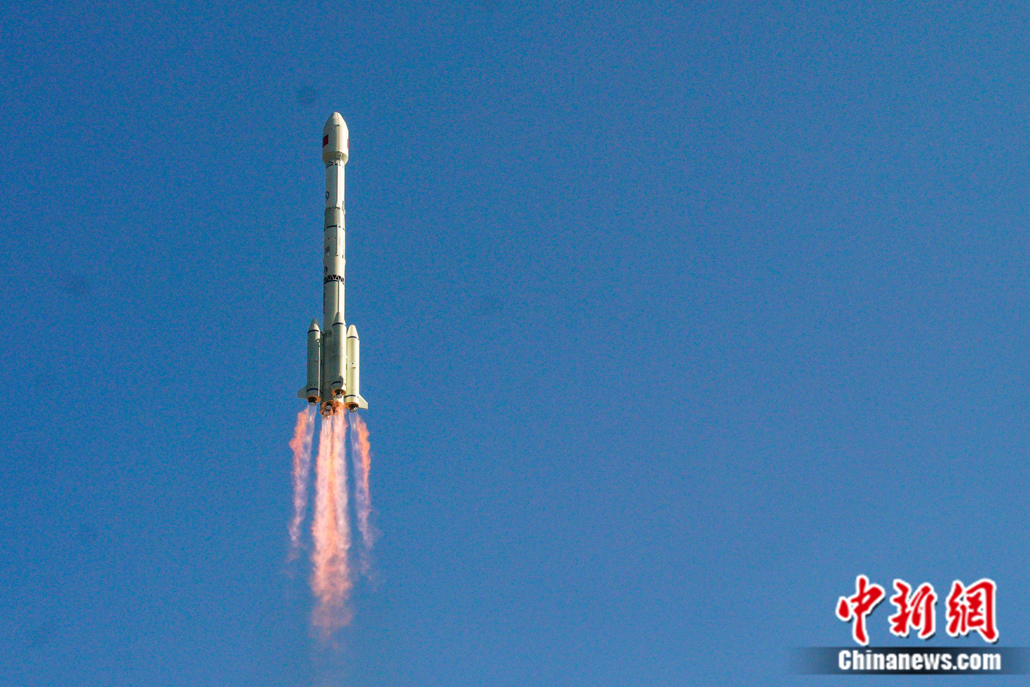 長(zhǎng)三乙火箭。攝像:高楠。 長(zhǎng)三乙火箭。攝像:高楠。