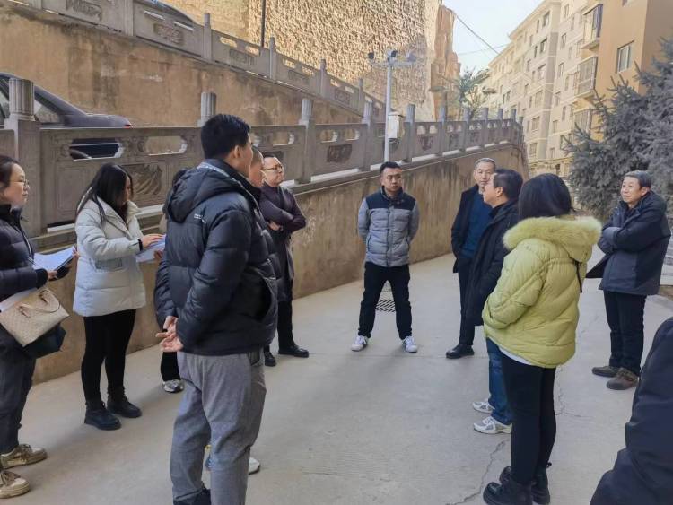 簡(jiǎn)篇-燕溝社區(qū)黨總支開展2023年度物業(yè)考核暨物業(yè)經(jīng)理述職評(píng)議會(huì)