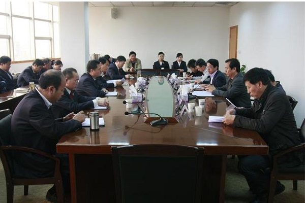 ??0??2日網(wǎng)稿)戶縣人大常委會王明武副主任一行來戶縣????院視察工??jpg