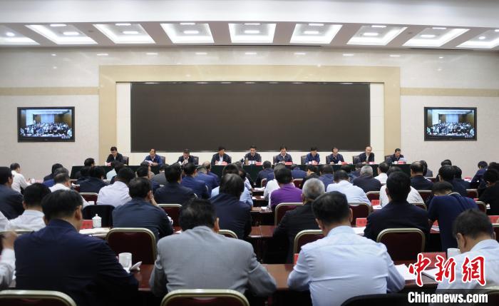 青海省委書記王建軍“三問”談生態(tài)環(huán)境保護(hù)