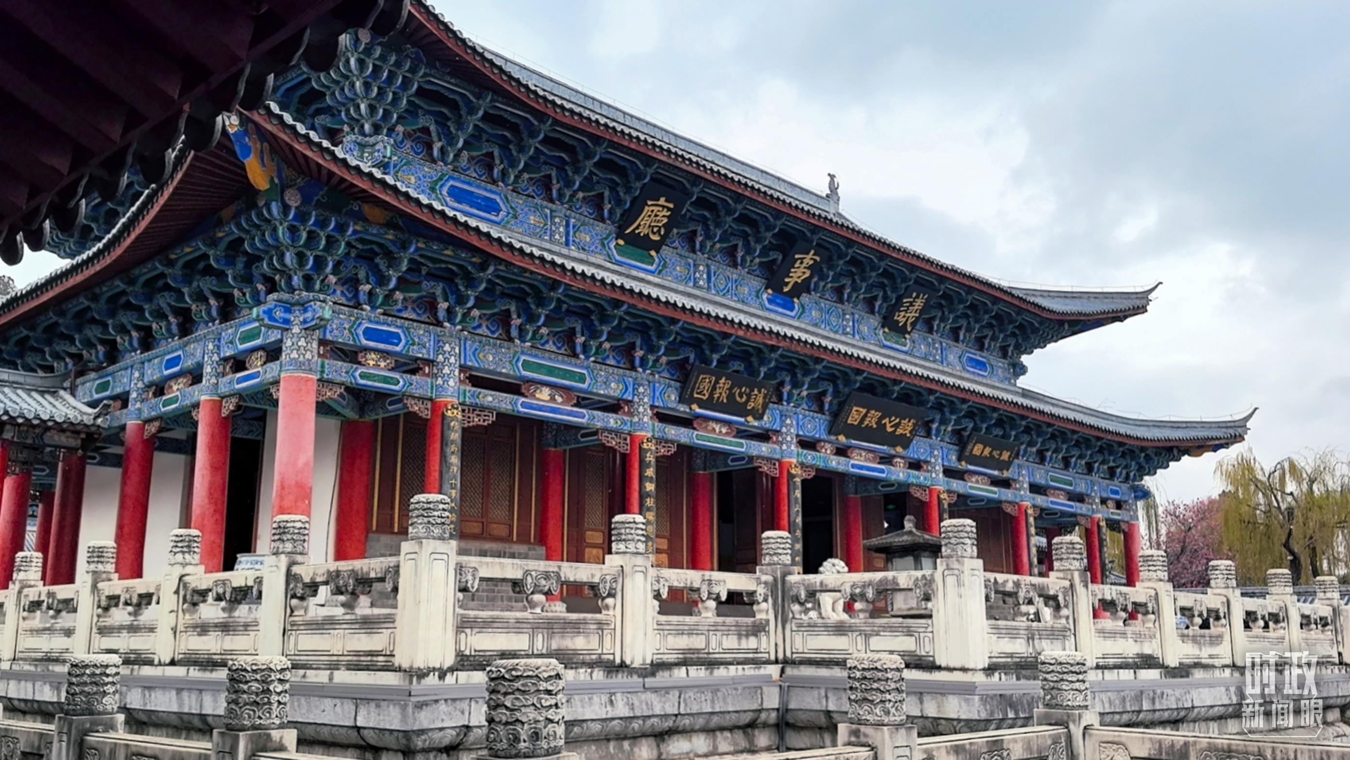 習(xí)近平赴云南麗江考察,關(guān)注這座名城的“古與今” 習(xí)近平赴云南麗江考察,關(guān)注這座名城的“古與今”