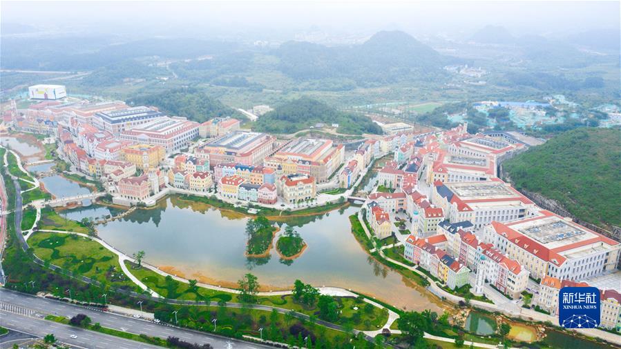 (沿著總書記的足跡·貴州篇)(3)開創(chuàng)多彩貴州的美好未來——沿著總書記的足跡之貴州篇 (沿著總書記的足跡·貴州篇)(3)開創(chuàng)多彩貴州的美好未來——沿著總書記的足跡之貴州篇