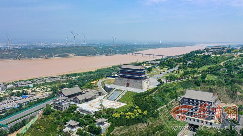 潼關(guān)古城俯瞰壯美黃河景觀.JPG 潼關(guān)古城俯瞰壯美黃河景觀.JPG