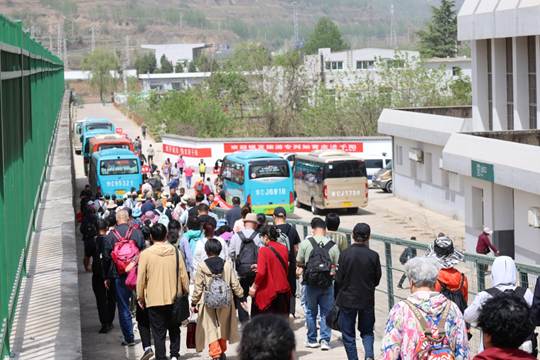 圖示, 示意圖

中度可信度描述已自動生成:ver1