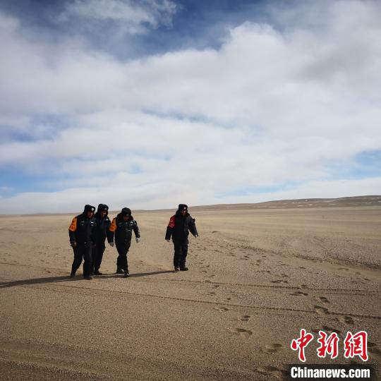 青??煽晌骼?、新疆阿爾金山:聯(lián)合巡護(hù)2000公里守護(hù)生態(tài)