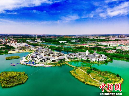 沙坡頭水鎮(zhèn)航拍。