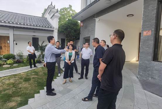 b3709c39f04f3c325fb39999845da8c