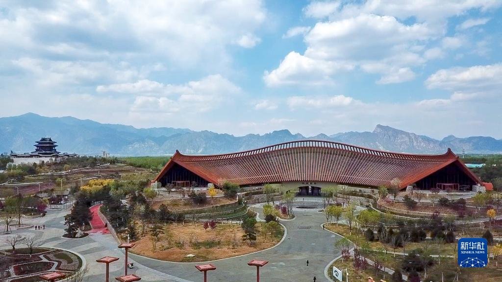 這是北京世園會園區(qū)（2020年4月26日攝，無人機照片）。新華社記者 馬曉冬 攝