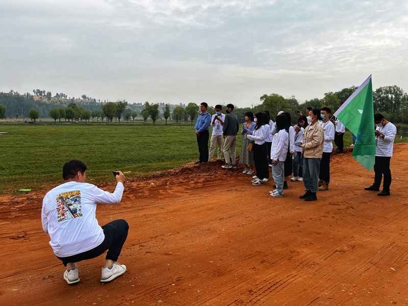 GM1AieE9A5J7Bmu0.jpg GM1AieE9A5J7Bmu0.jpg